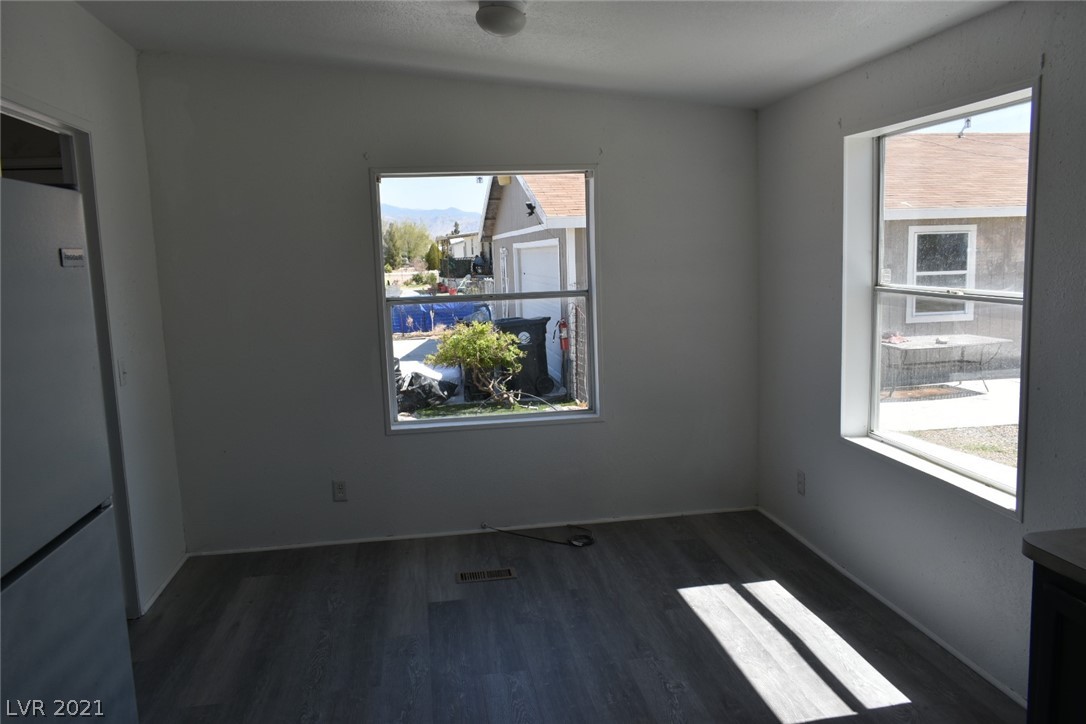 2731 Retread Road Pahrump, NV 89048 - Photo 13 of 16 Gallery Image 13