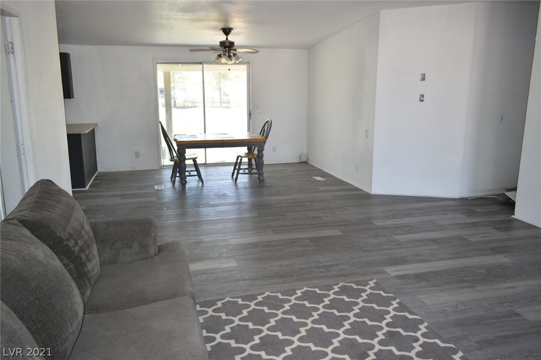 2731 Retread Road Pahrump, NV 89048 - Photo 8 of 16 Gallery Image 8