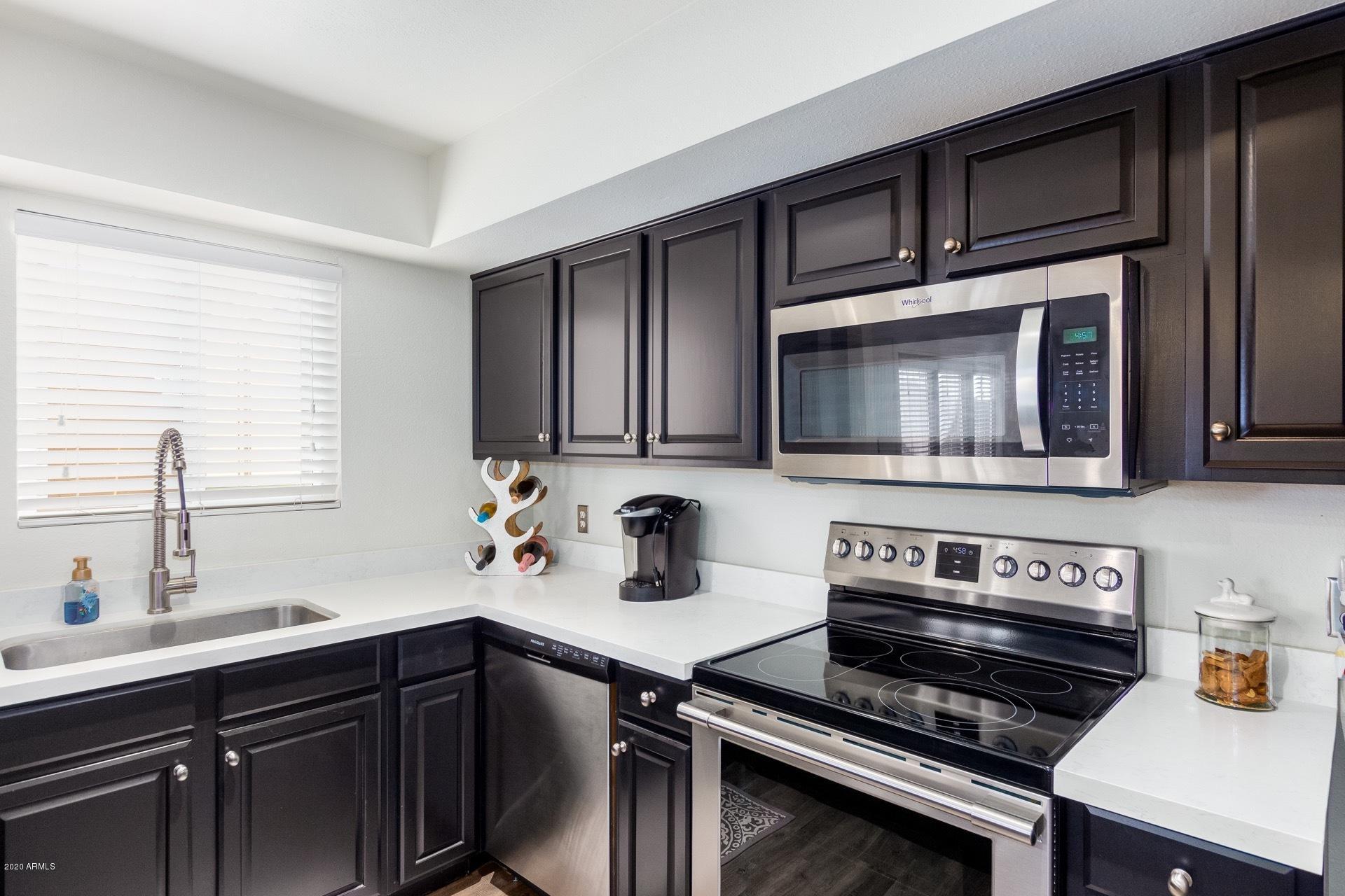 1004 East Pueblo Road Phoenix, AZ 85020 - Photo 10 of 25 9b2d5860c6a2d6999344d54bfe9b3c35