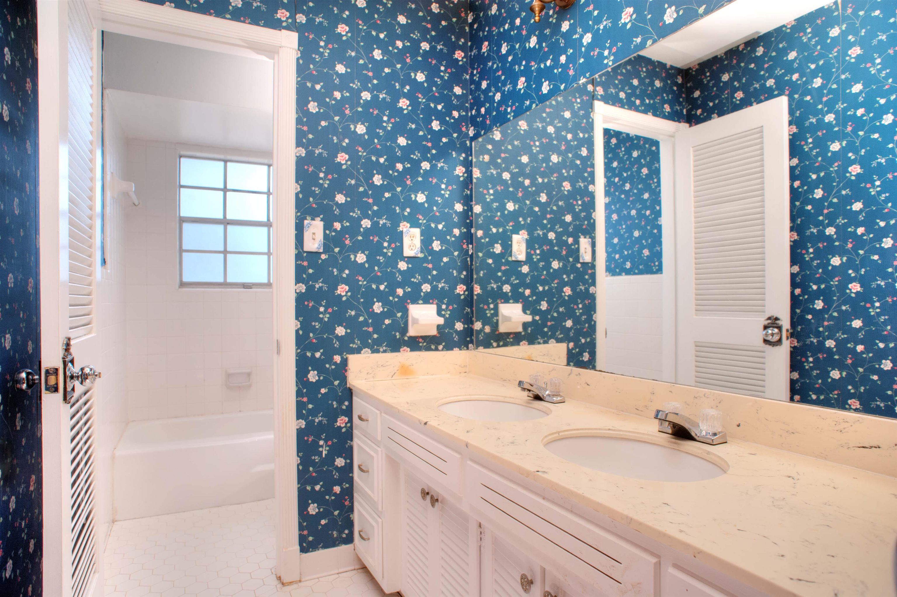 5760 Foxdale Road Memphis, TN 38115 - Photo 16 of 21 Gallery Image 16