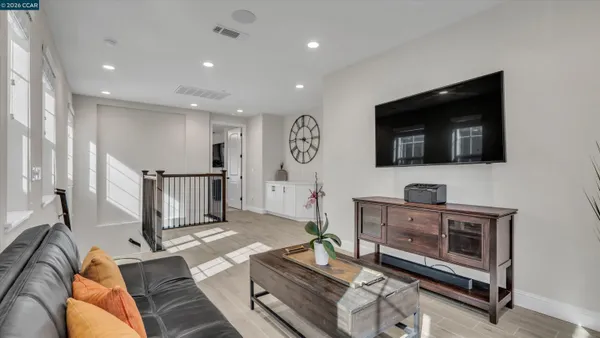 $885,000 | 3025 Aragon Drive, Pittsburg, CA 94565