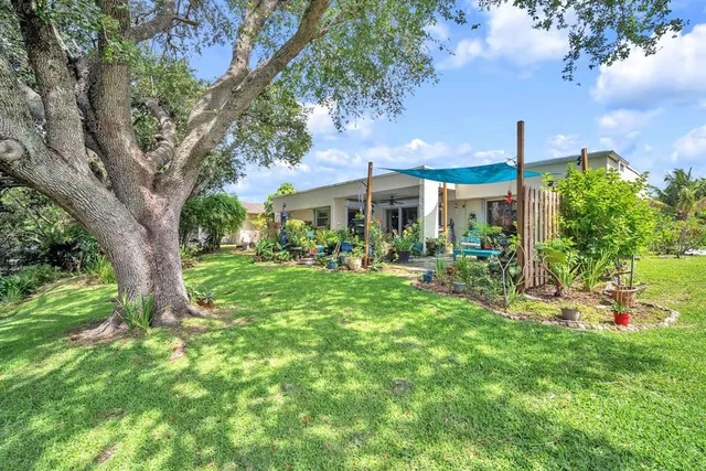 $595,000 | 7460 Southwest 42nd Court, Davie, FL 33314