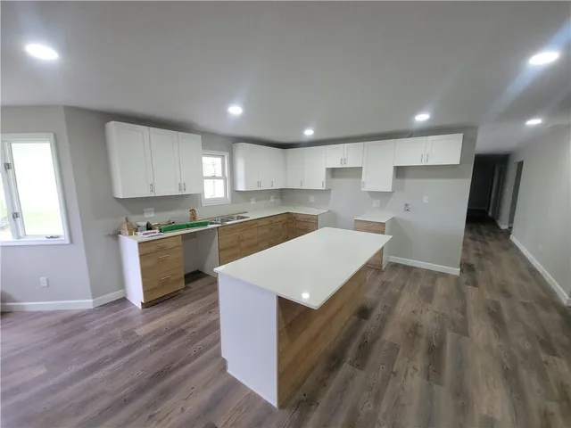 $465,000 | 305 South 170th Street, Girard, KS 66743