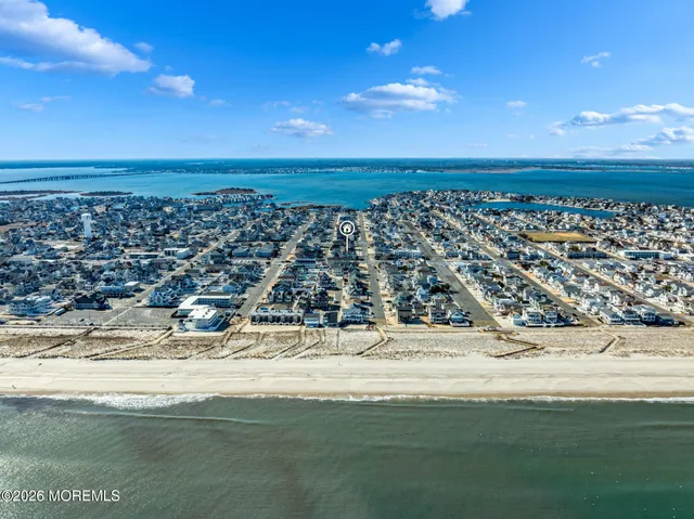 $649,000 | 2033 Highway 35, Unit 3, Seaside Heights, NJ 08751