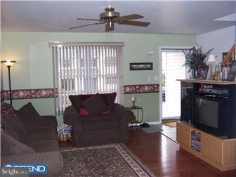 246 Bainbridge Circle Sinking Spring, PA 19608 - Photo 2 of 10