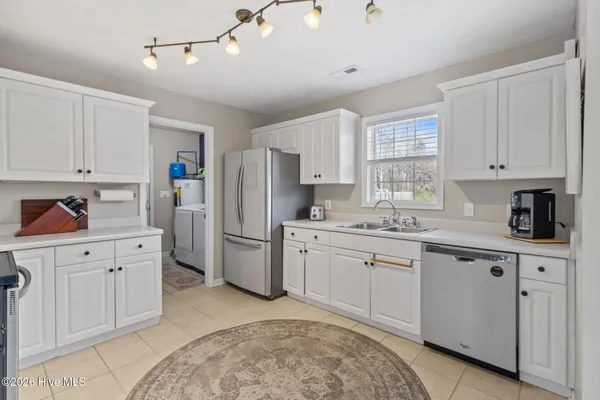 $335,000 | 198 Bridlewood Drive, Jacksonville, NC 28540