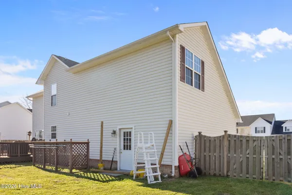$335,000 | 198 Bridlewood Drive, Jacksonville, NC 28540