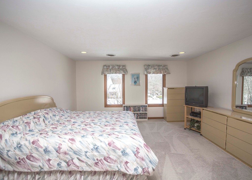 14 Juniper Road Sharon, MA 02067 - Photo 18 of 25