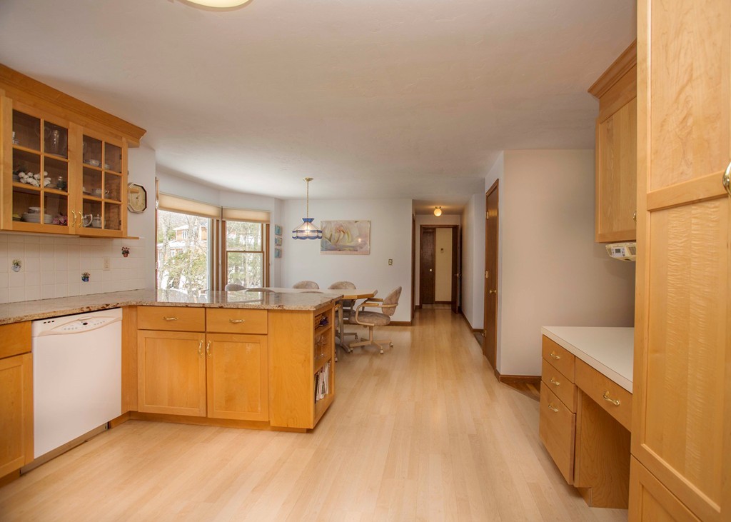 14 Juniper Road Sharon, MA 02067 - Photo 4 of 25