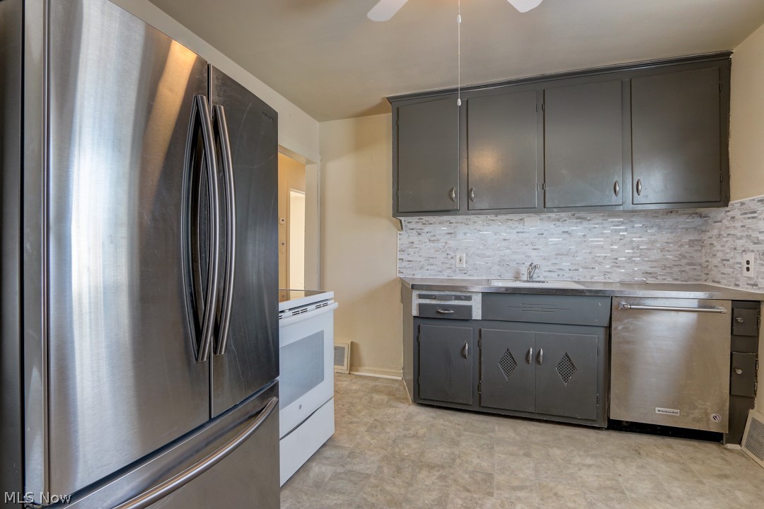 6320 State Road Cleveland, OH 44134 - Photo 18 of 21