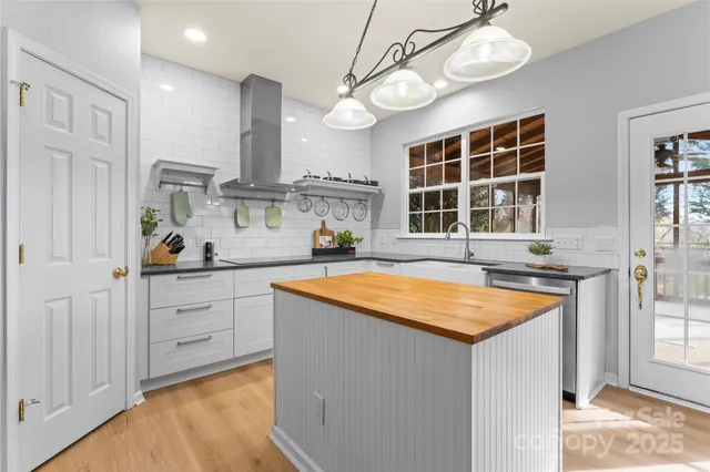 $490,000 | 5571 Cambridge Bay Drive, Charlotte, NC 28269