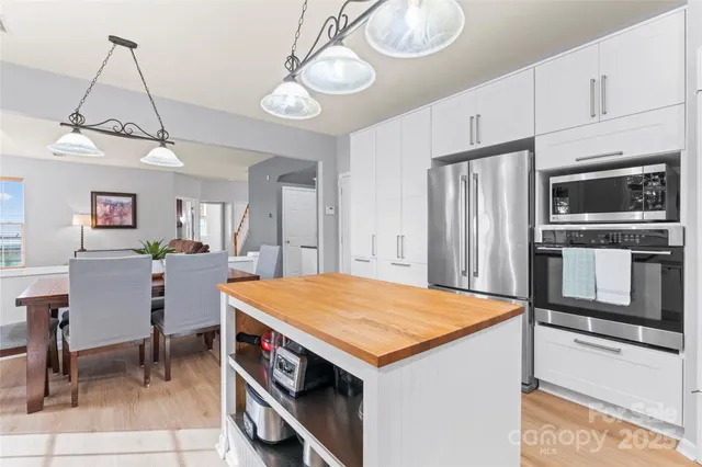 $490,000 | 5571 Cambridge Bay Drive, Charlotte, NC 28269