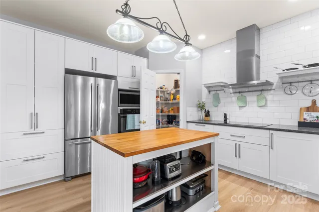 $490,000 | 5571 Cambridge Bay Drive, Charlotte, NC 28269