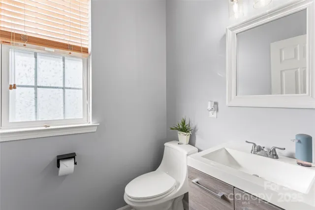 $490,000 | 5571 Cambridge Bay Drive, Charlotte, NC 28269