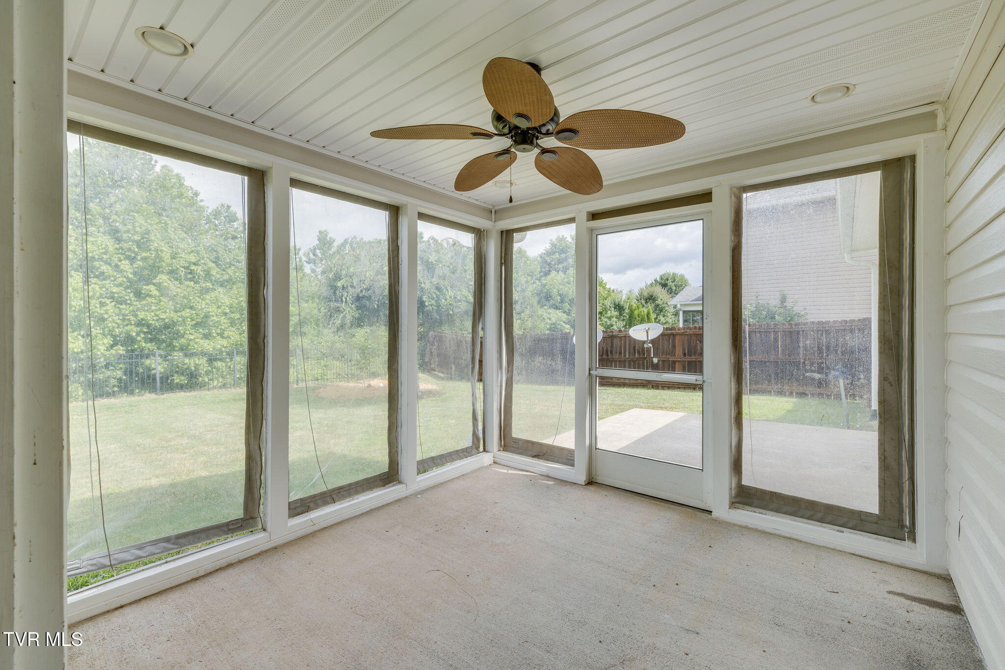 754 Candor Road Johnson City, TN 37615 - Photo 33 of 40 033