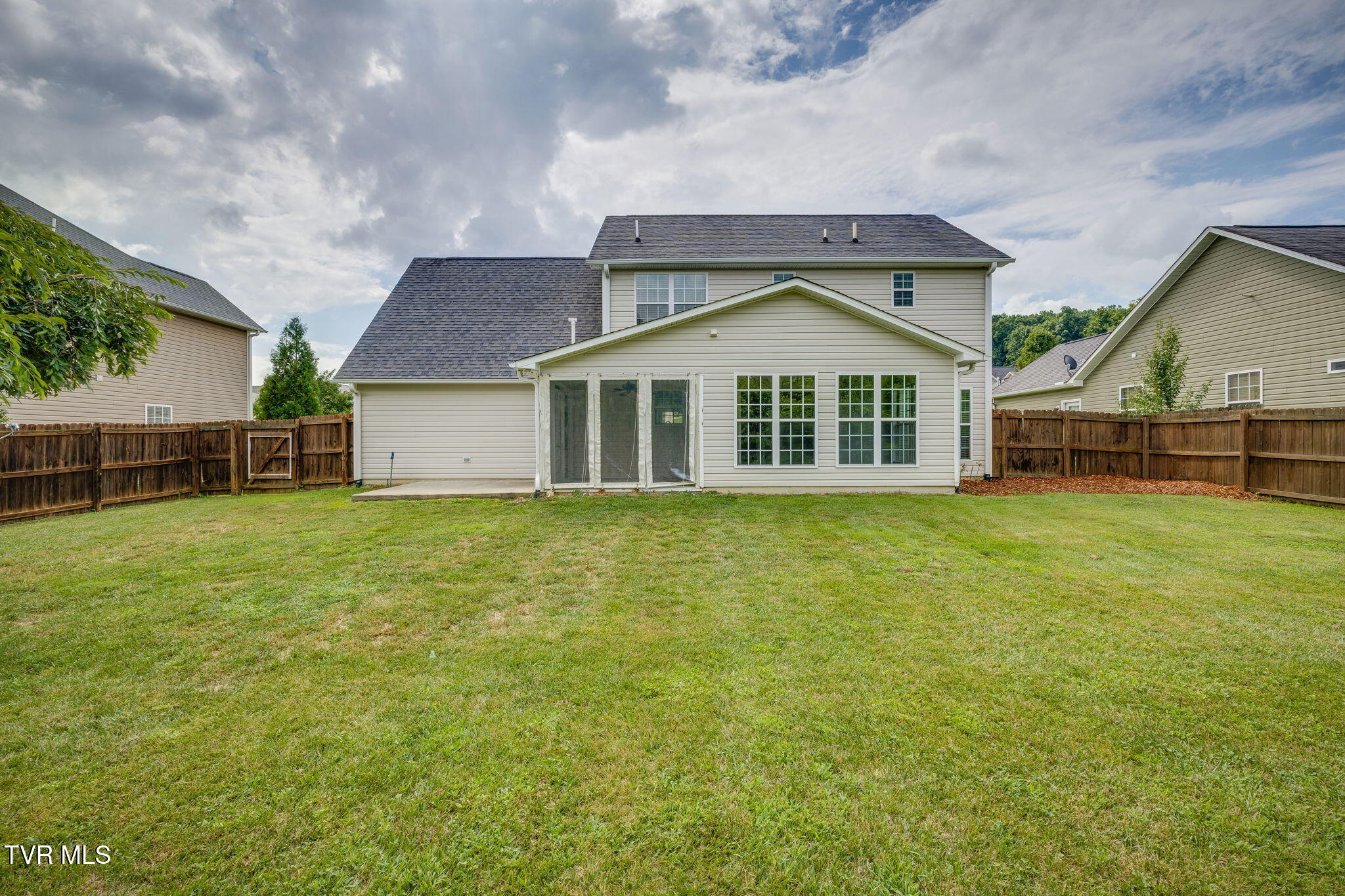 754 Candor Road Johnson City, TN 37615 - Photo 35 of 40 035