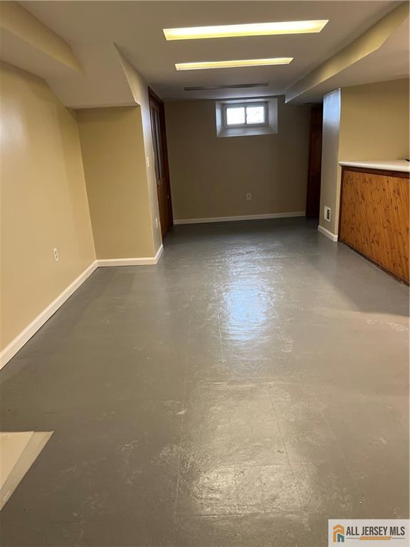 3257 Washington Road Sayreville, NJ 08859 - Photo 15 of 16 an empty room with windows