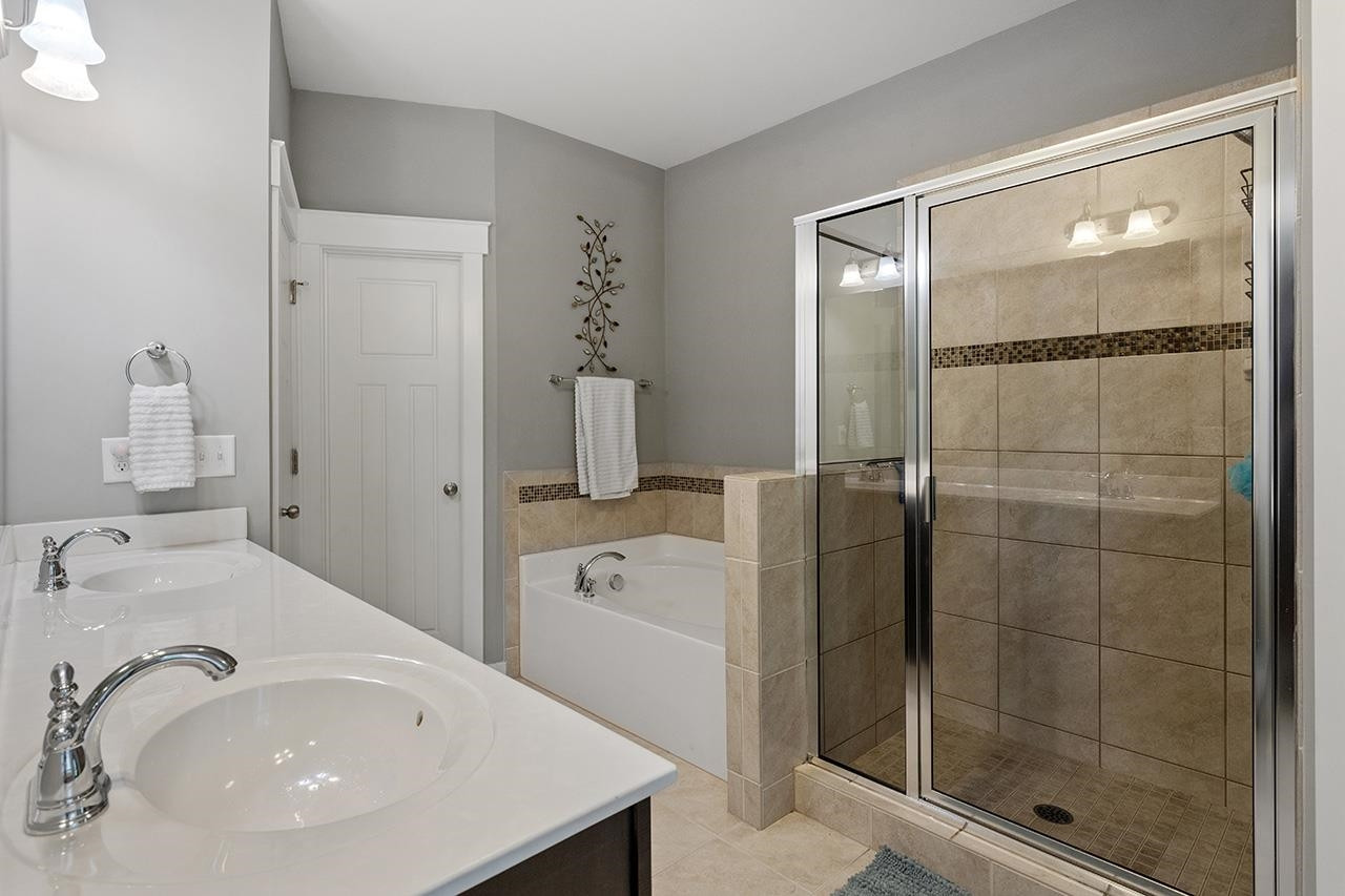 3051 Freeman Farm Way Rolesville, NC 27571 - Photo 22 of 37 Primary Bathroom