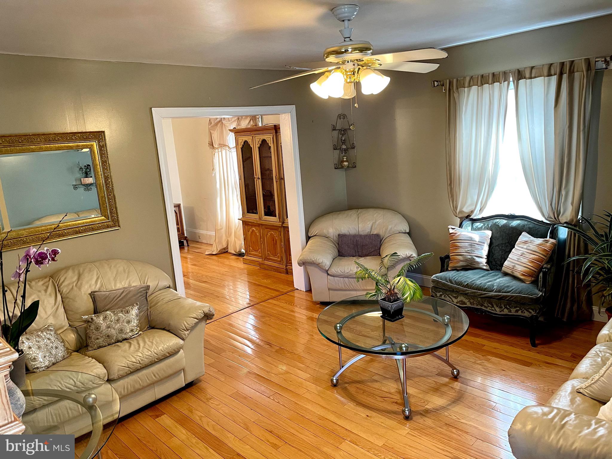 927 Township Line Road Elkins Park, PA 19027 - Photo 7 of 21 Living Room