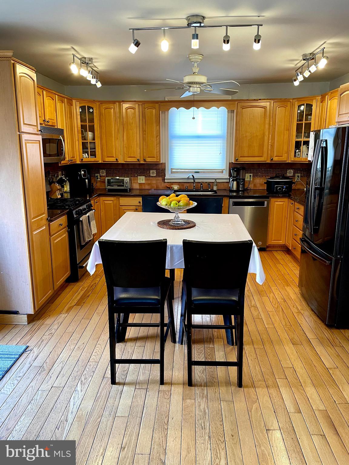 927 Township Line Road Elkins Park, PA 19027 - Photo 9 of 21 Kitchen