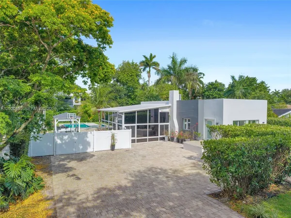 $1,495,000 | 11144 Northeast 8th Court, Biscayne Park, FL 33161