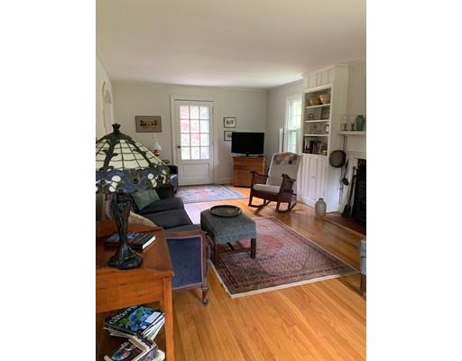 128 State Street Amherst, MA 01002 - Photo 6 of 30 Gallery Image 6