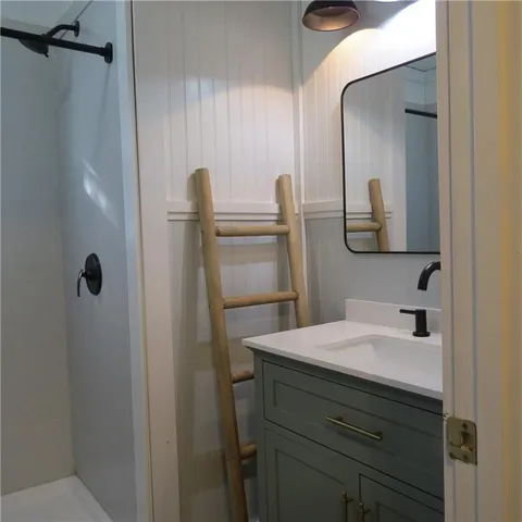 $415,000 | 8019 Northwest Sale Barn Road, Cameron, MO 64429