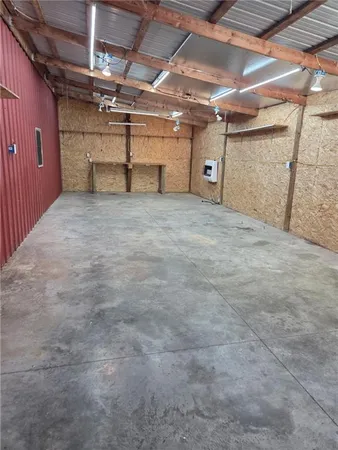 $405,000 | 8019 Northwest Sale Barn Road, Cameron, MO 64429