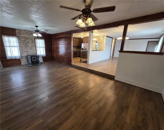 $415,000 | 8019 Northwest Sale Barn Road, Cameron, MO 64429