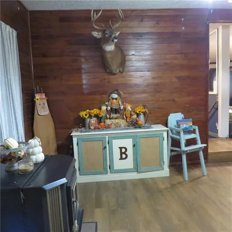 $415,000 | 8019 Northwest Sale Barn Road, Cameron, MO 64429