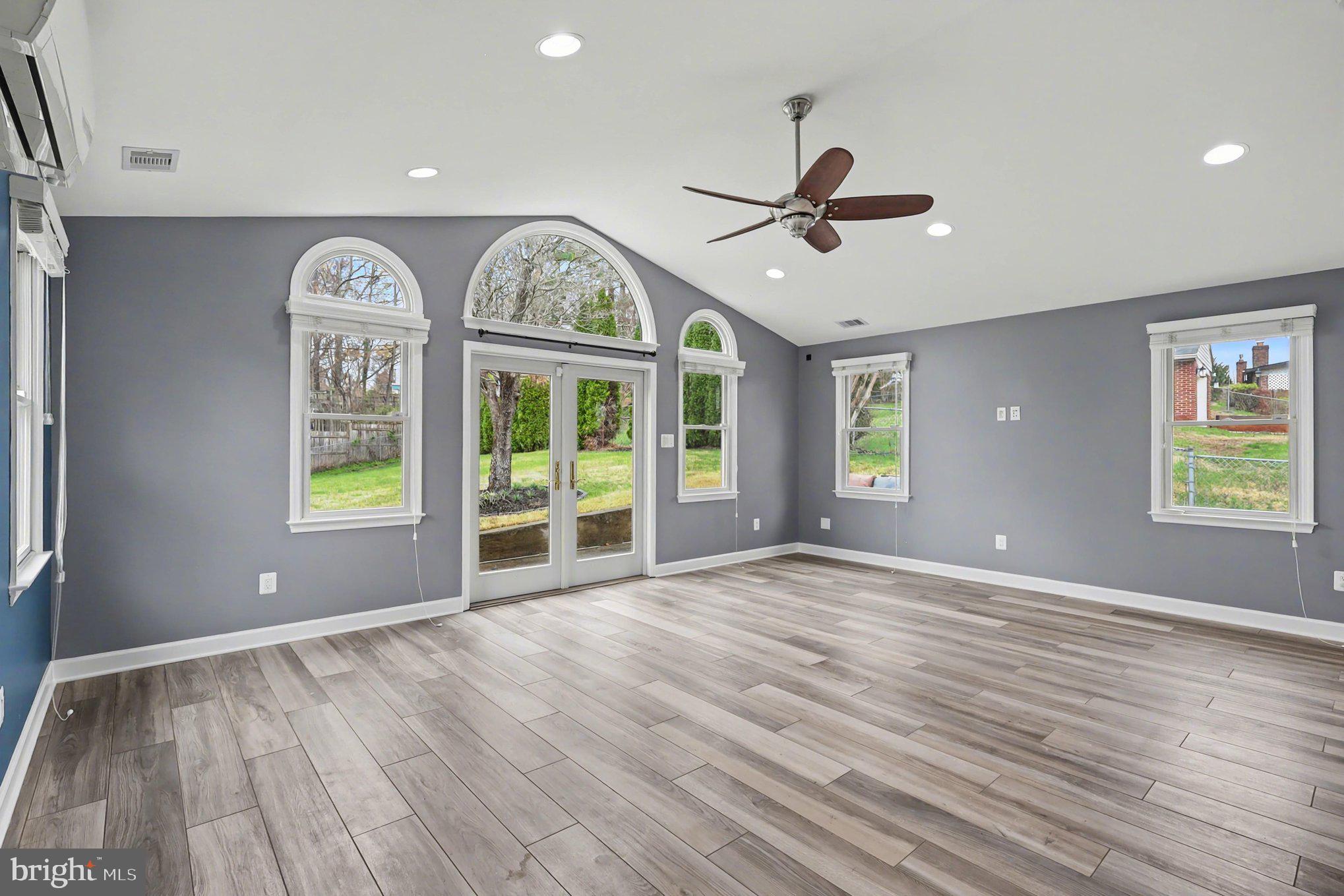 5633 Inverchapel Road Springfield, VA 22151 - Photo 15 of 43