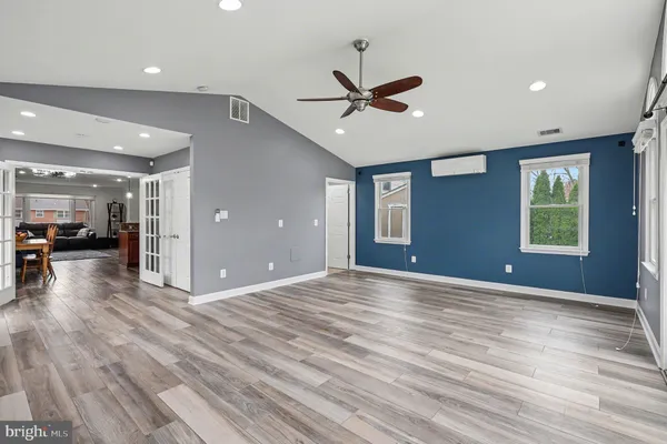 $885,000 | 5633 Inverchapel Road, Springfield, VA 22151