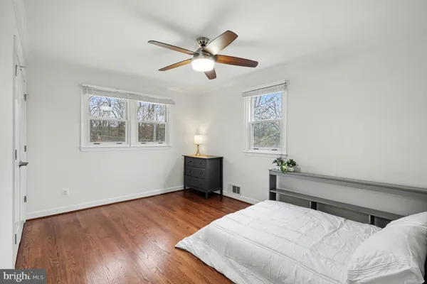 $885,000 | 5633 Inverchapel Road, Springfield, VA 22151