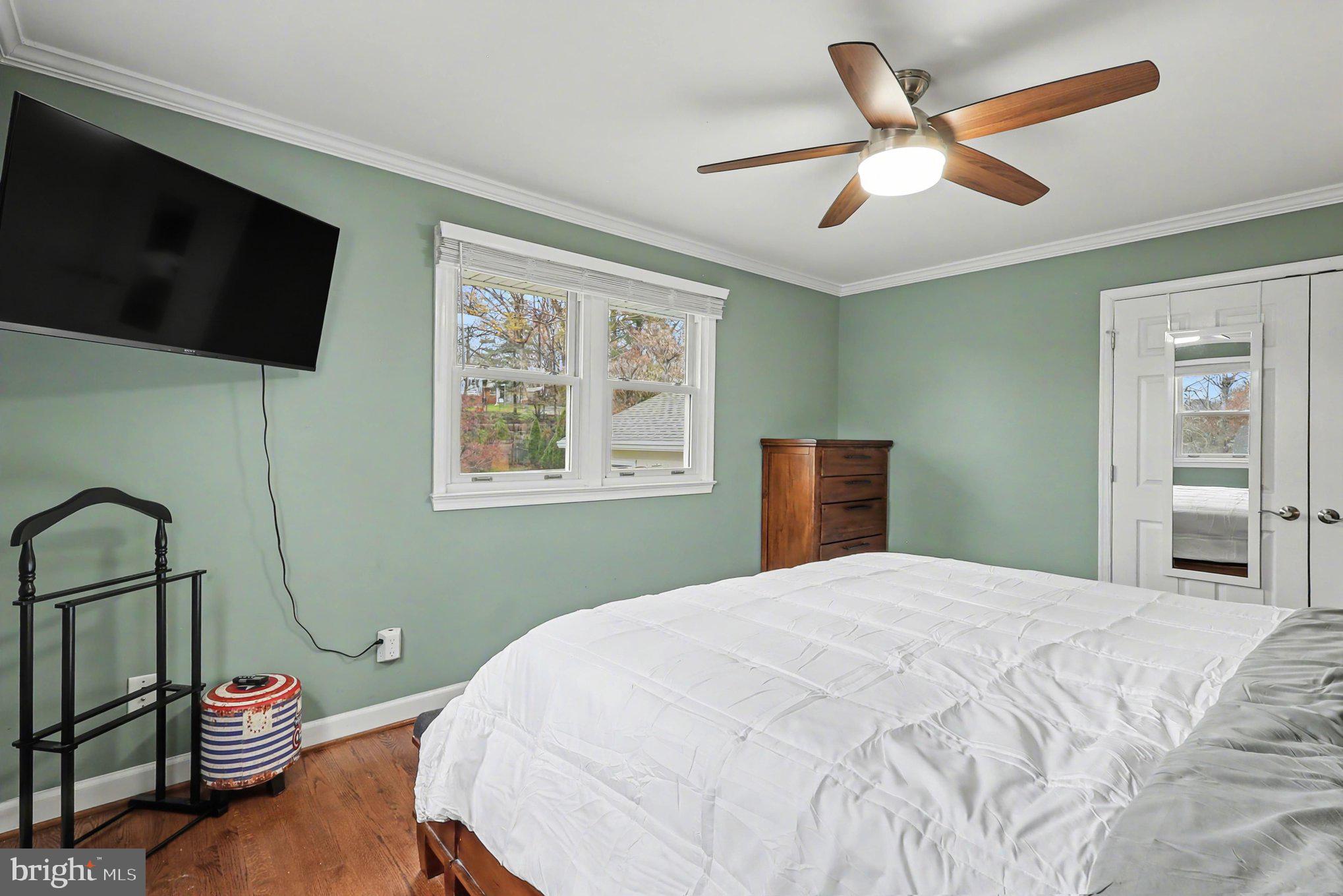5633 Inverchapel Road Springfield, VA 22151 - Photo 23 of 43