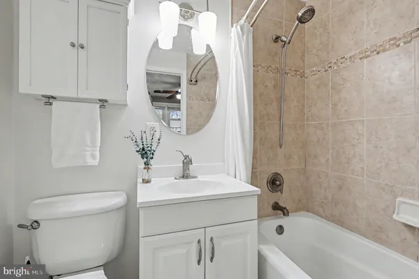 $885,000 | 5633 Inverchapel Road, Springfield, VA 22151