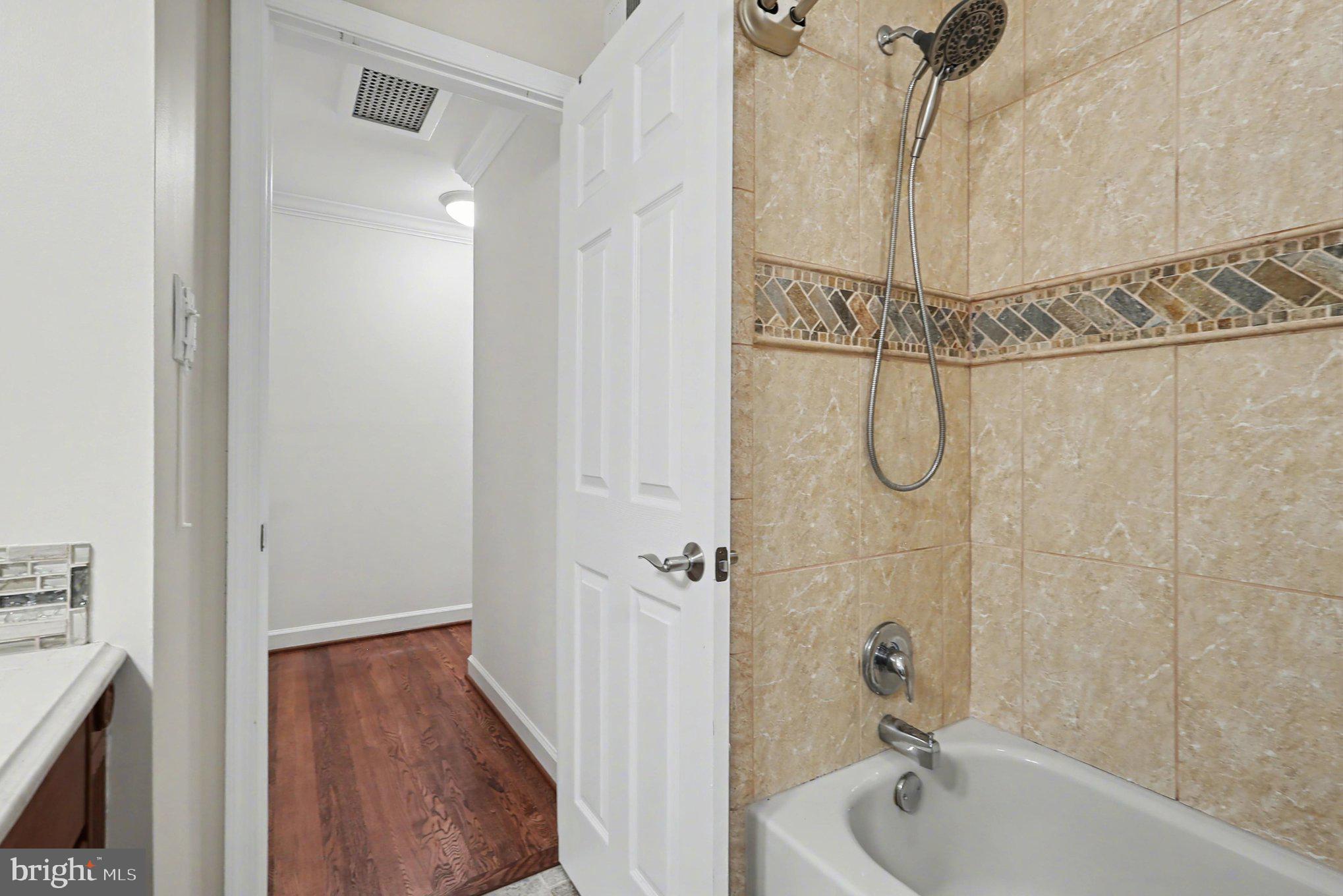 5633 Inverchapel Road Springfield, VA 22151 - Photo 30 of 43