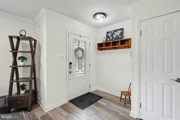 $885,000 | 5633 Inverchapel Road, Springfield, VA 22151