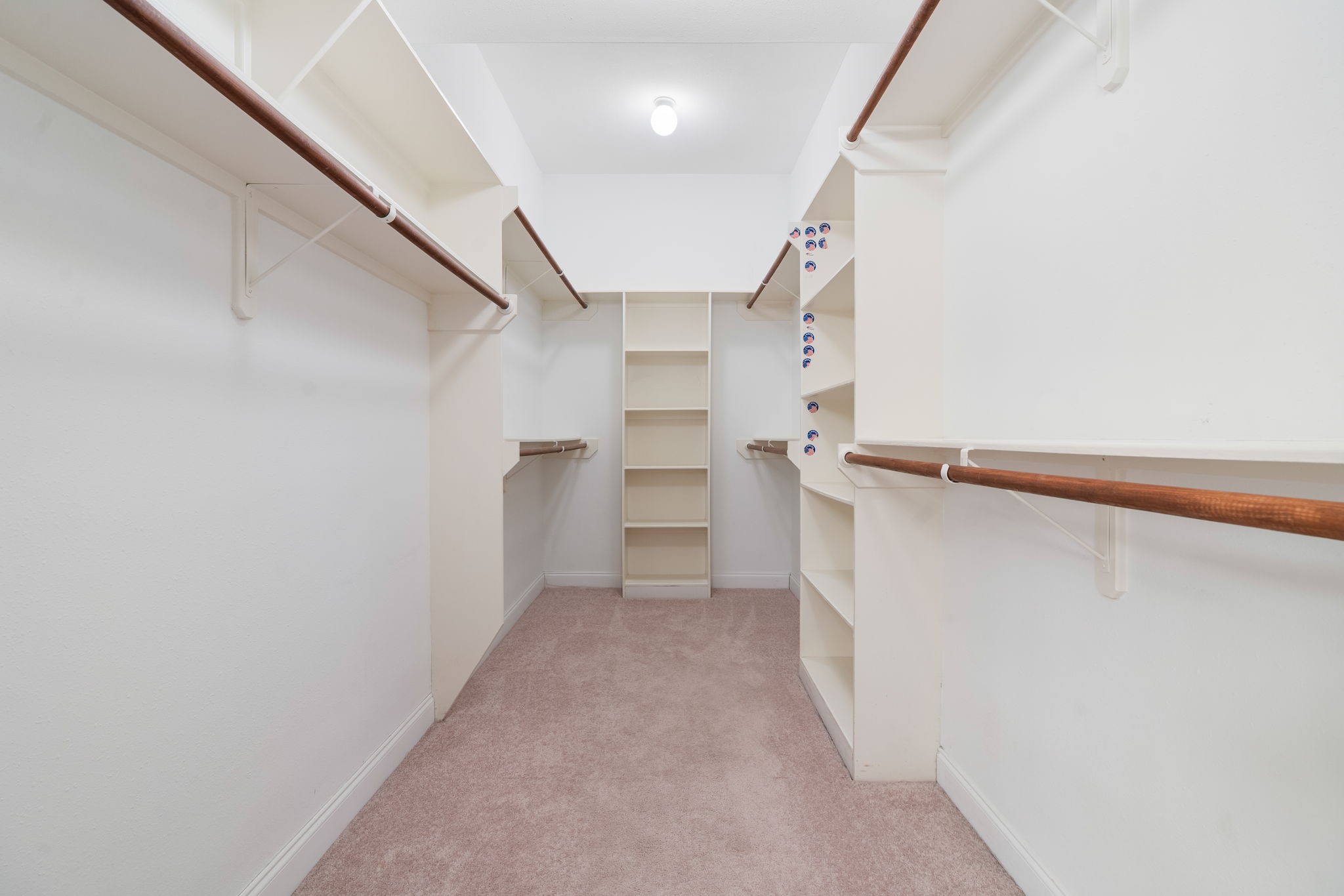 11506 Walden Road Montgomery, TX 77356 - Photo 22 of 50 13x6 walk-in closet is amazing!