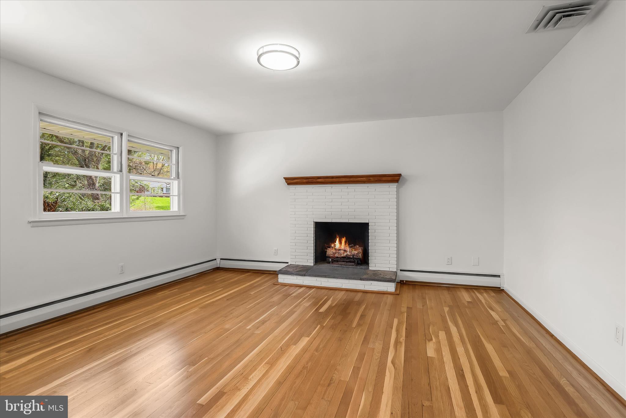 1910 Lyden Road Lutherville-Timonium, MD 21093 - Photo 13 of 51 Family Room