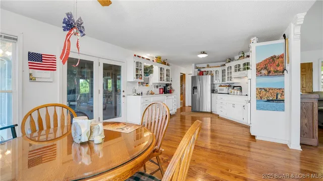 $1,350,000 | 1265 Singing Oaks Drive, Sunrise Beach, MO 65079
