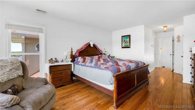 $1,350,000 | 1265 Singing Oaks Drive, Sunrise Beach, MO 65079