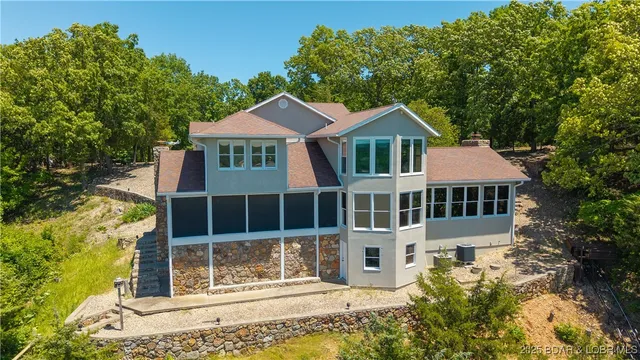 $1,350,000 | 1265 Singing Oaks Drive, Sunrise Beach, MO 65079