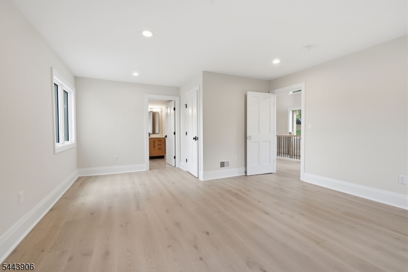 180 Round Top Road Bernardsville, NJ 07924 - Photo 13 of 50
