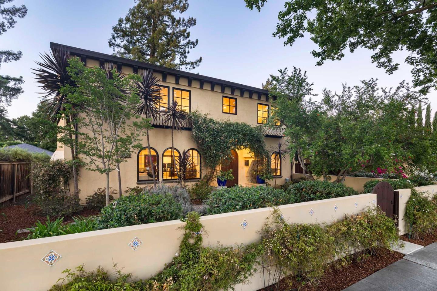 2101 Middlefield Road Palo Alto, CA 94301 - Photo 2 of 29 Gallery Image 2
