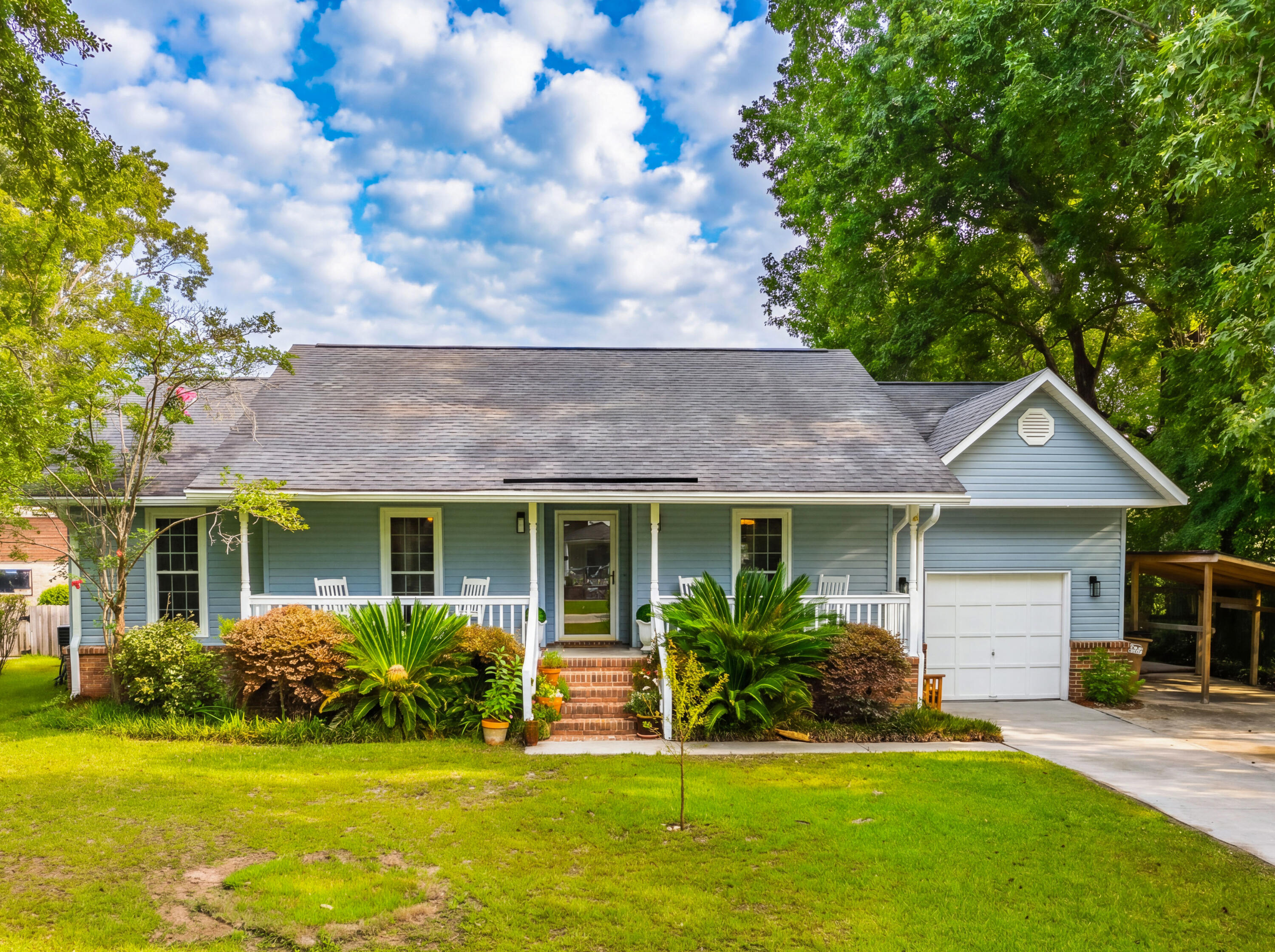 952 Anchor Road Charleston, SC 29412 - Photo 1 of 52 Charming Blue Exterior