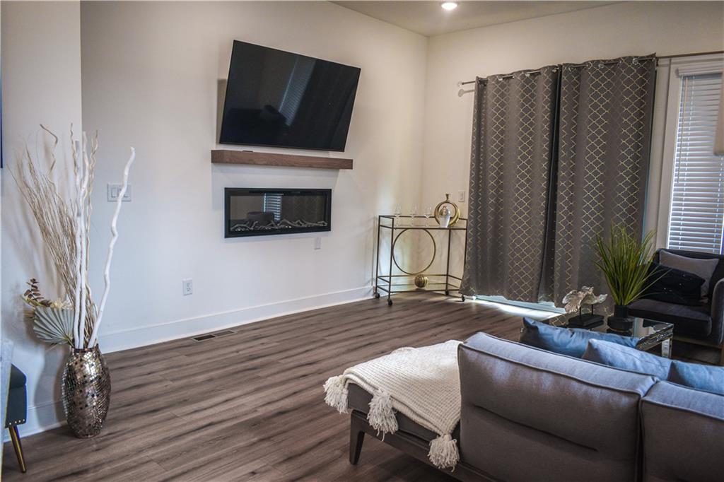 2199 Lenox Road Northeast, Unit 17 Atlanta, GA 30324 - Photo 14 of 33