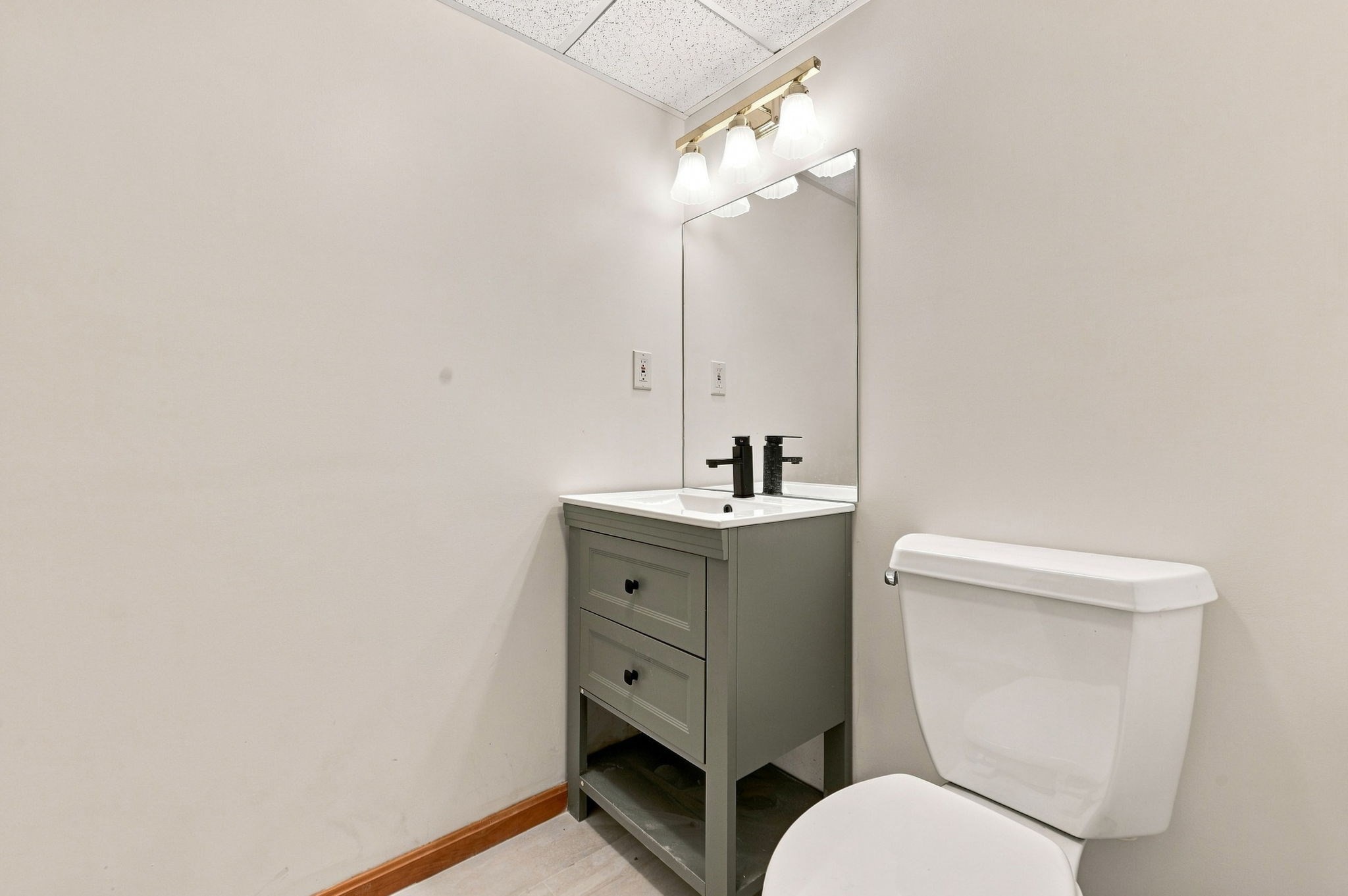 10 Hawk Ridge Road Andover, MA 01810 - Photo 17 of 27 Gallery Image 17