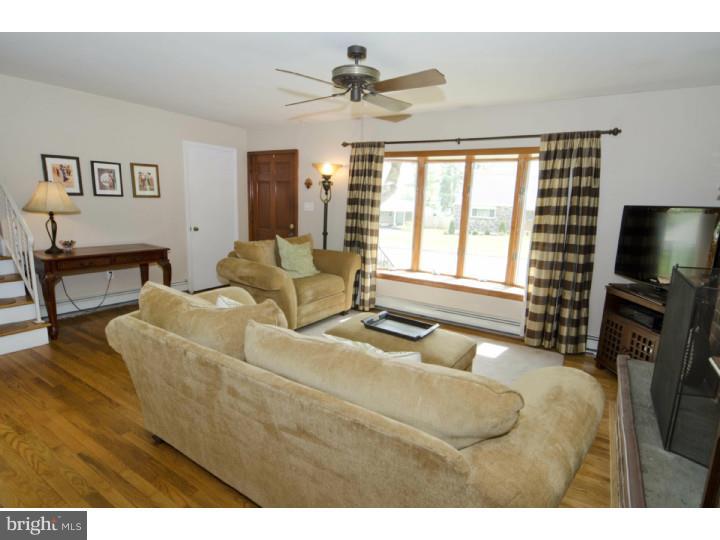 23 Dechert Road Conshohocken, PA 19428 - Photo 4 of 25 Gallery Image 4