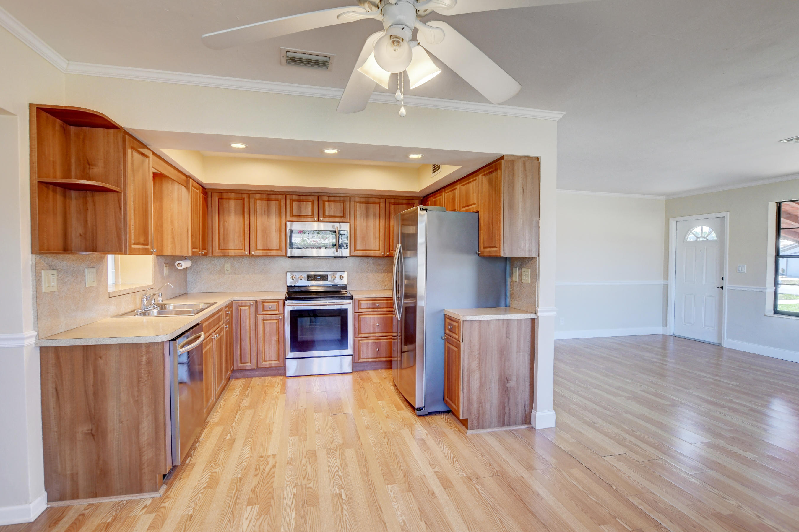 4554 Northeast 4th Avenue Boca Raton, FL 33431 - Photo 11 of 37 11_Kitchen next to dining area
