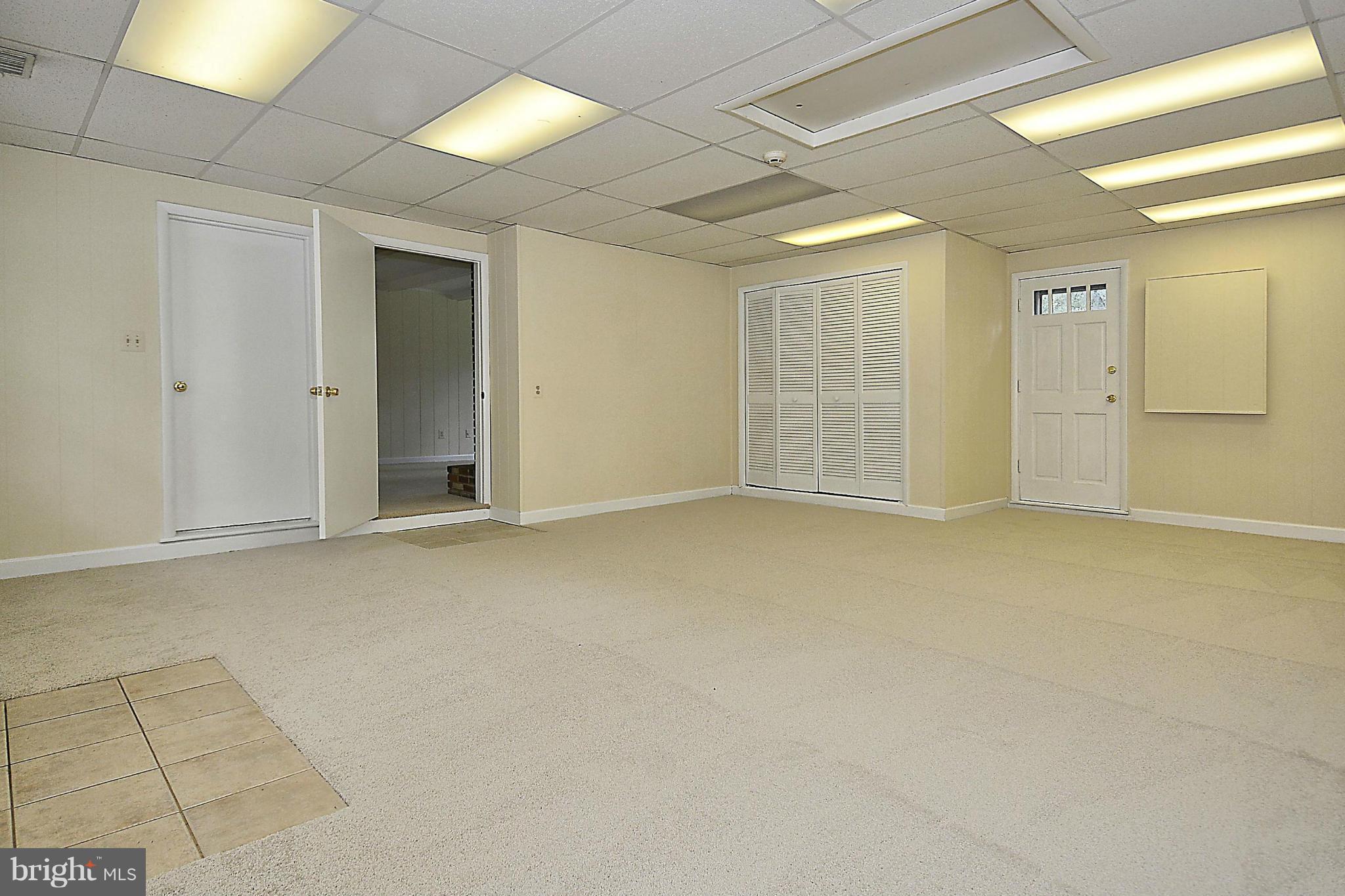 2816 Bel Pre Road Silver Spring, MD 20906 - Photo 15 of 28 Great room